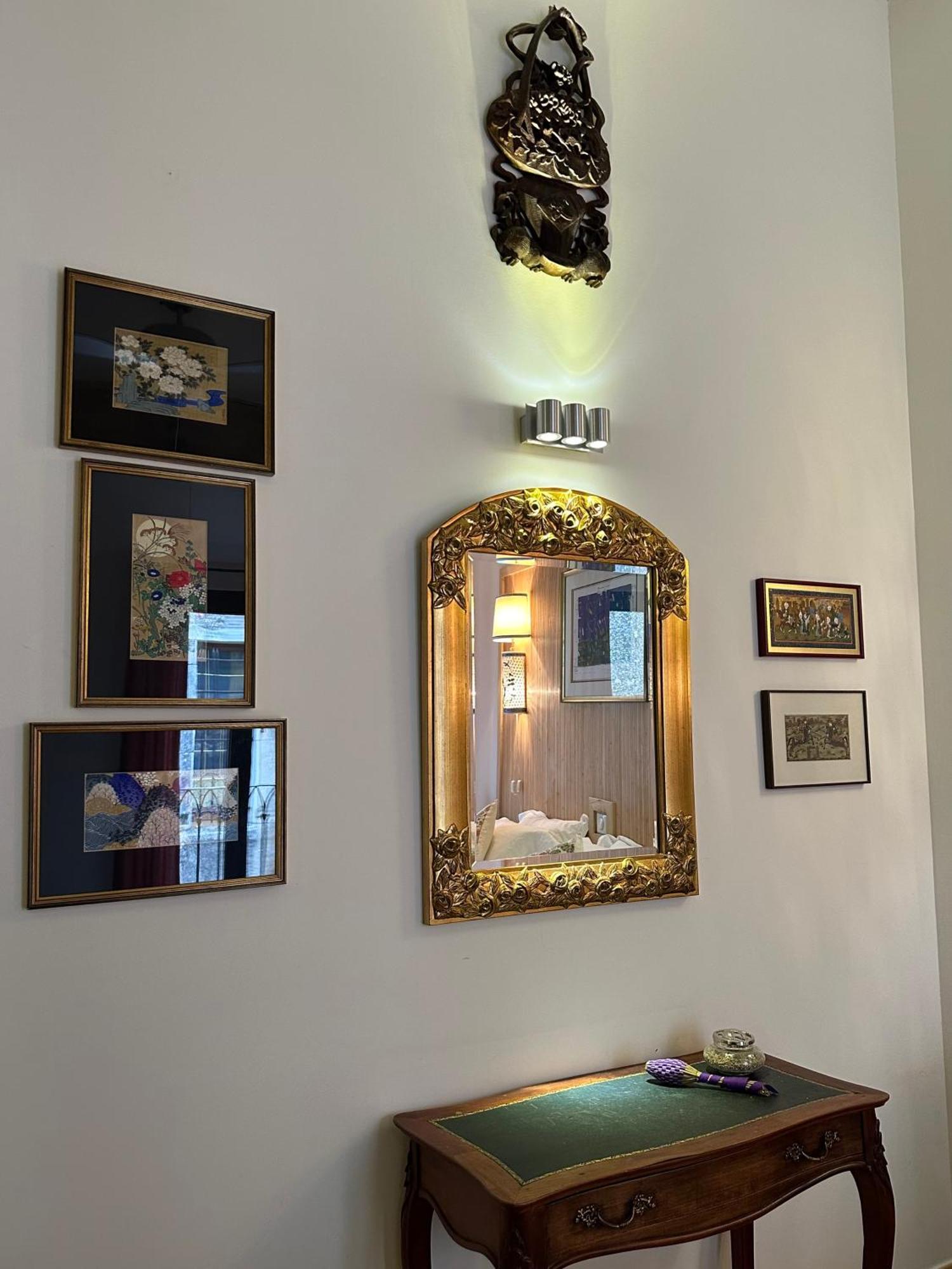 Bed and Breakfast La Cour Carree Rustrel Exterior foto