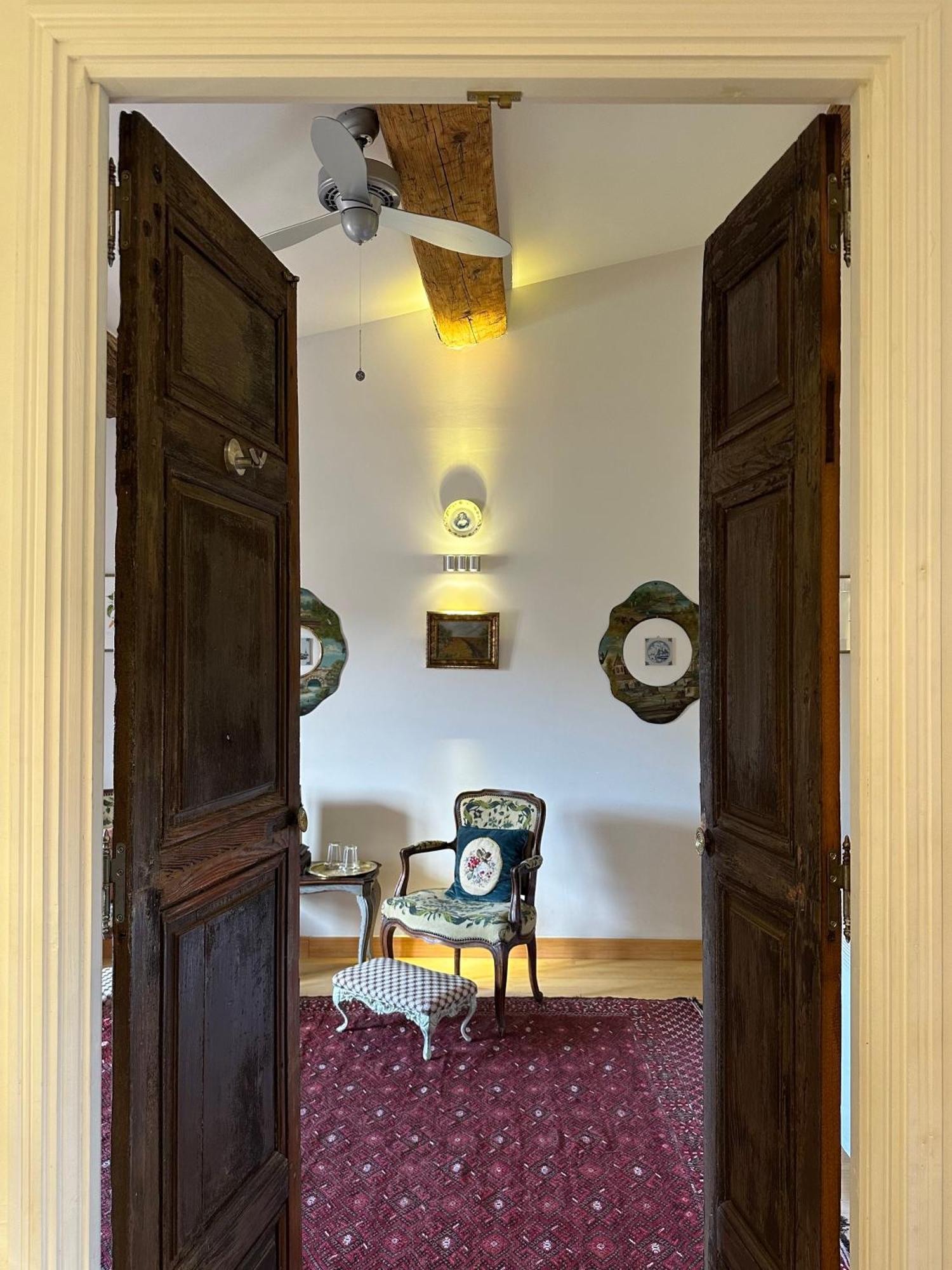 Bed and Breakfast La Cour Carree Rustrel Exterior foto