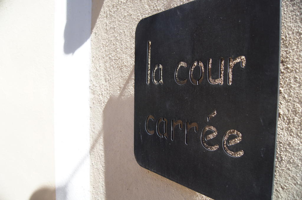 Bed and Breakfast La Cour Carree Rustrel Exterior foto